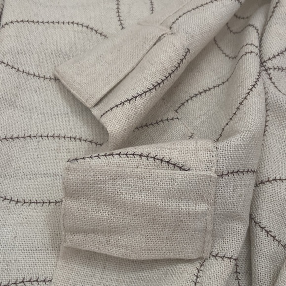 Curtains - Picture 3 of 5